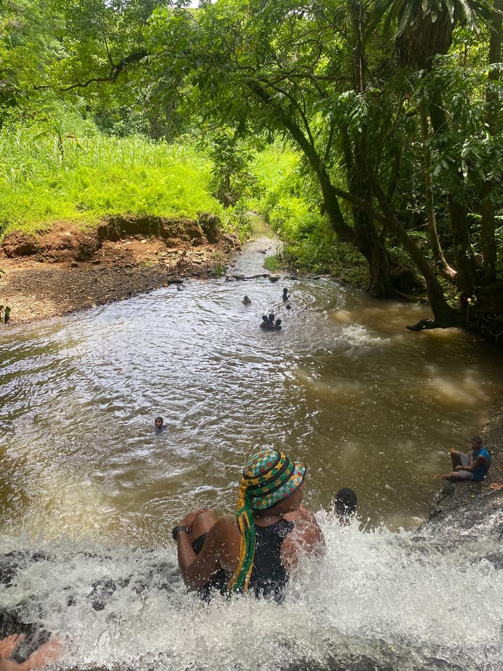 Bara ni Savu - Waterfall