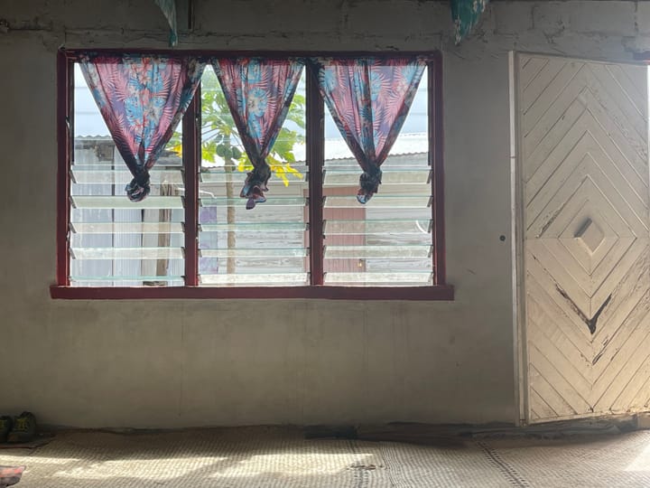 Katubaleka - Window